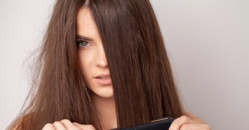 Come lisciare i capelli con la piastra nel modo migliore