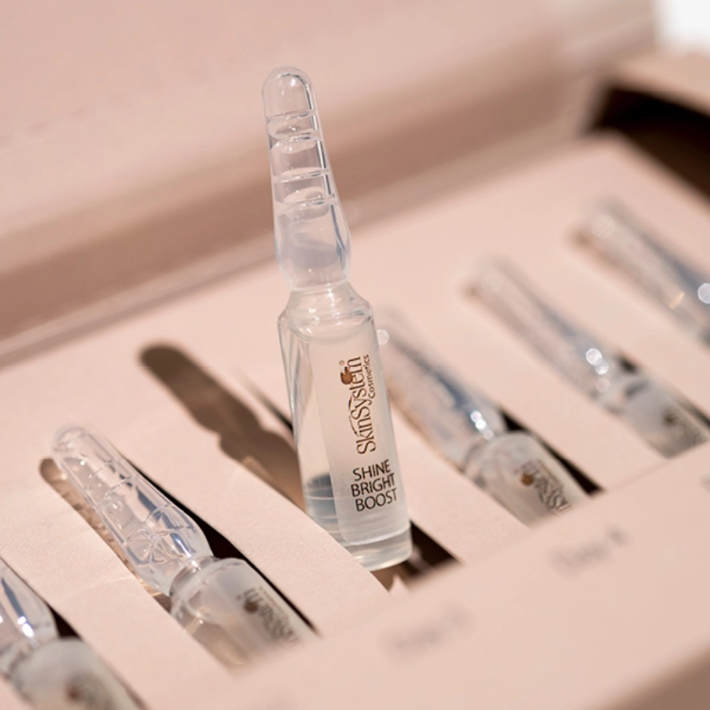 SkinSystem Ampolle Viso Trattamento Intensivo Schiarente e Illuminante