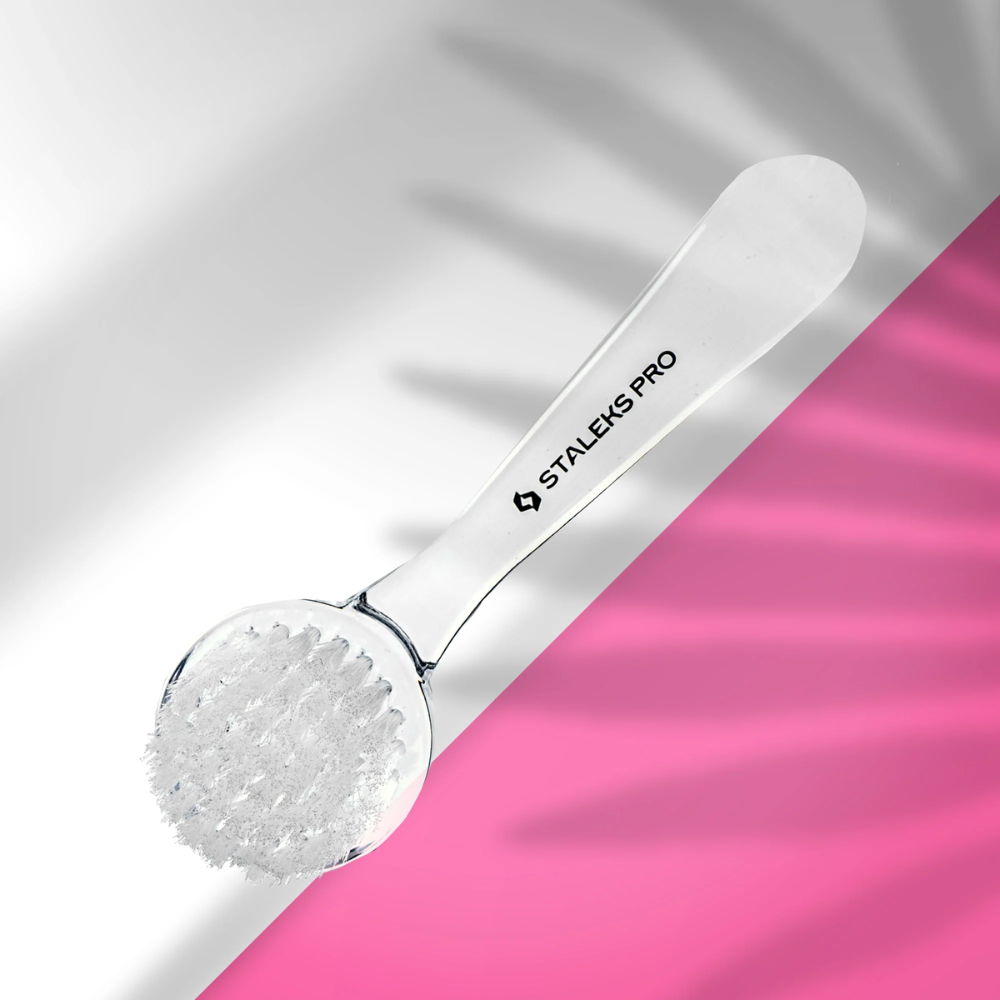 Staleks Pro Pennello per Manicure EXPERT 01 – Con Cappuccio Protettivo