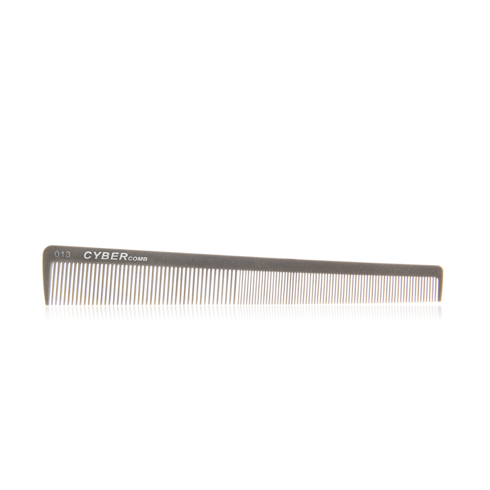 Pettine professionale ideale per taglio, styling e rifinitura.